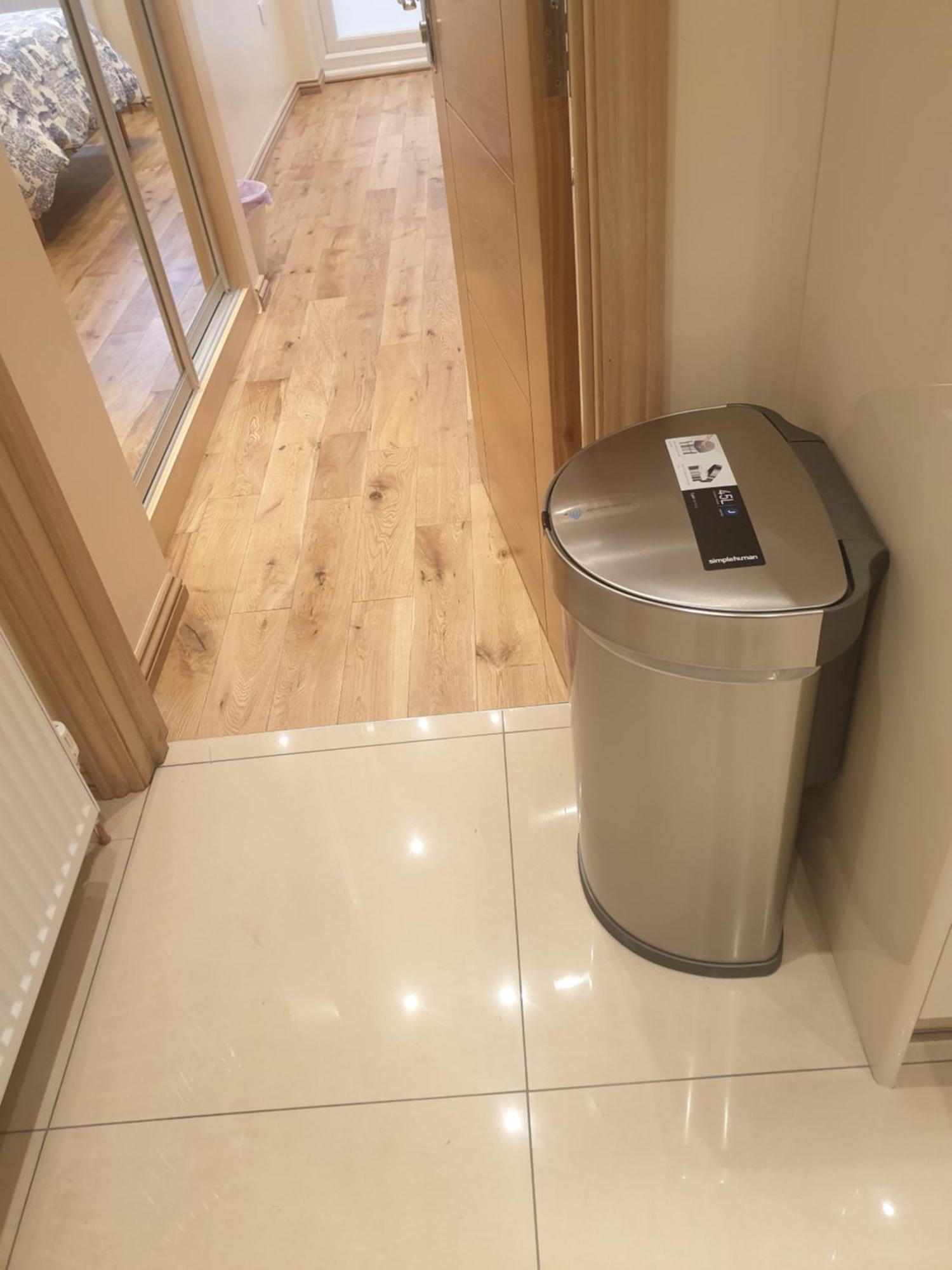 London Luxury Apartments 3 Bedroom Sleeps 8 With 3 Bathrooms 4 Mins Walk To Tube Free Parking إيلفورد المظهر الخارجي الصورة